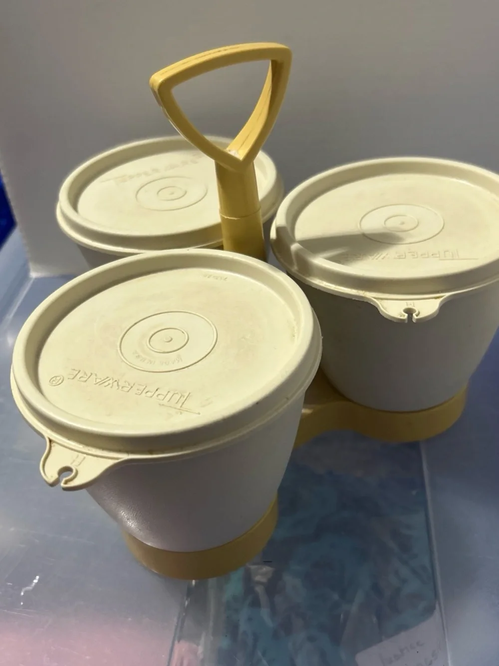 Tupperware Three-Cup Condiment Caddy in Cream and Yellow